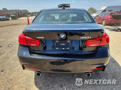 Zdjęcie 6 z 13 samochodu: 2018 BMW 340 XI VIN:WBA8B7C58JA586310 - miniatura