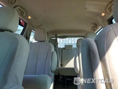 Zdjęcie 10 z 13 samochodu: 2013 TOYOTA SIENNA L 7-PASSENGER VIN:5TDZK3DC0DS346544 - miniatura