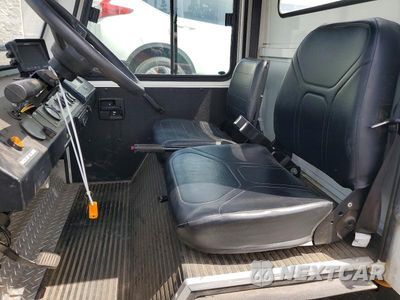 Piąte zdjęcie samochodu w środku: 2020 CANADIAN ELECTRIC MINI TRUCK VIN:2C9JB333XKP197151 - miniatura