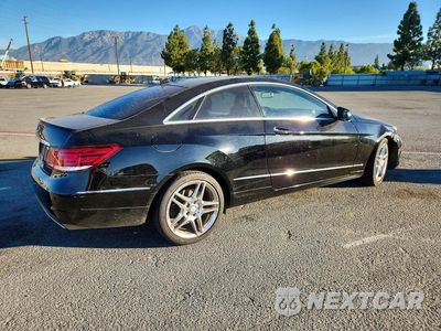 Trzecie zdjęcie samochodu z tyłu: 2014 MERCEDES-BENZ E 350 VIN:WDDKJ5KB1EF278059 - miniatura