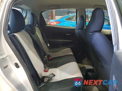 Zdjęcie 10 z 12 samochodu: 2013 TOYOTA YARIS 5-DOOR LE VIN:JTDKTUD3XDD543043 - miniatura