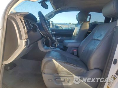 Zdjęcie 7 z 13 samochodu: 2010 TOYOTA TUNDRA DOUBLE CAB LIMITED VIN:5TFBY5F16AX124121 - miniatura