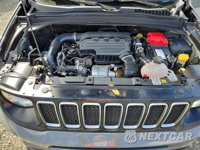 Zdjęcie 12 z 13 samochodu: 2022 JEEP RENEGADE LATITUDE VIN:ZACNJDB13NPN48945 - miniatura
