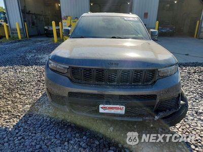 Piąte zdjęcie samochodu w środku: 2023 JEEP GRAND CHEROKEE L LAREDO VIN:1C4RJKAG4P8779250 - miniatura