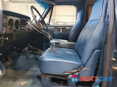 Zdjęcie 7 z 13 samochodu: 1987 CHEVROLET BLAZER V10 VIN:1GNEV18K1HF189342 - miniatura