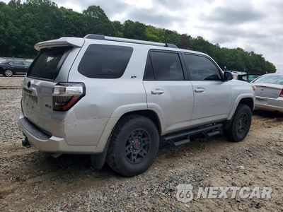 Trzecie zdjęcie samochodu z tyłu: 2019 TOYOTA 4RUNNER SR5 VIN:JTEZU5JR9K5209020 - miniatura