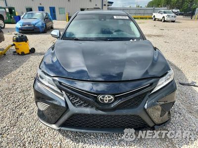 Piąte zdjęcie samochodu w środku: 2019 TOYOTA CAMRY SE VIN:4T1B11HK1KU207683 - miniatura