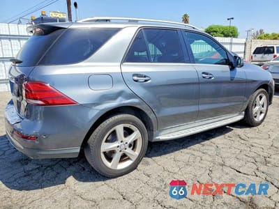 Trzecie zdjęcie samochodu z tyłu: 2017 MERCEDES-BENZ GLE 350 VIN:4JGDA5JB6HA880974 - miniatura