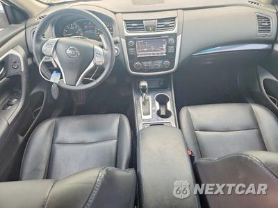 Zdjęcie 8 z 12 samochodu: 2018 NISSAN ALTIMA 2.5 SR VIN:1N4AL3AP2JC296458 - miniatura