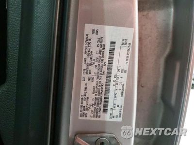 Zdjęcie 14 z 14 samochodu: 2019 FORD ESCAPE SE VIN:1FMCU9GD8KUA49193 - miniatura
