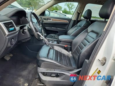 Zdjęcie 7 z 13 samochodu: 2019 VOLKSWAGEN ATLAS SEL PREMIUM VIN:1V2NR2CA1KC564767 - miniatura