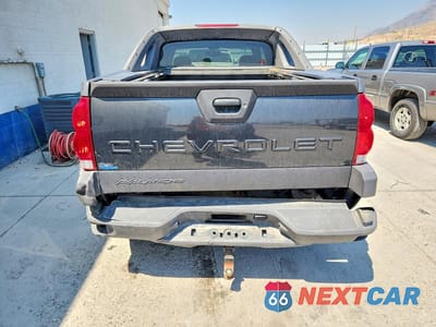 Zdjęcie 6 z 12 samochodu: 2003 CHEVROLET AVALANCHE K2500 VIN:3GNGK23G13G309612 - miniatura