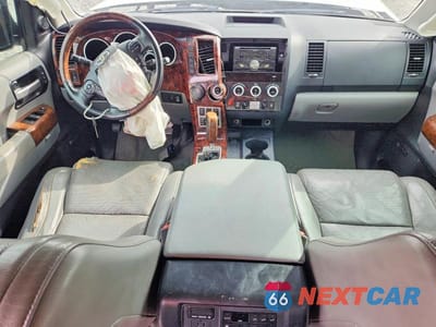 Zdjęcie 8 z 13 samochodu: 2010 TOYOTA SEQUOIA PLATINUM VIN:5TDYY5G18AS028330 - miniatura