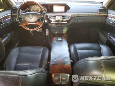 Zdjęcie 8 z 12 samochodu: 2011 MERCEDES-BENZ S 550 4MATIC VIN:WDDNG8GB4BA400024 - miniatura