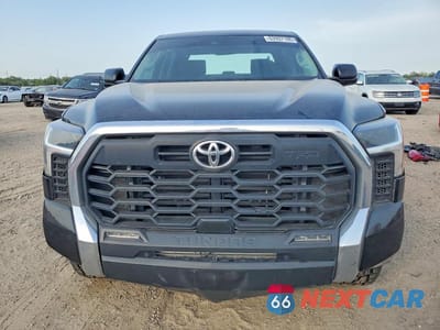 Piąte zdjęcie samochodu w środku: 2024 TOYOTA TUNDRA SR5 VIN:5TFLA5DB9RX218719 - miniatura