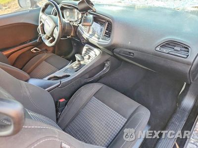Zdjęcie 8 z 12 samochodu: 2021 DODGE CHALLENGER SXT VIN:2C3CDZAG1MH587185 - miniatura