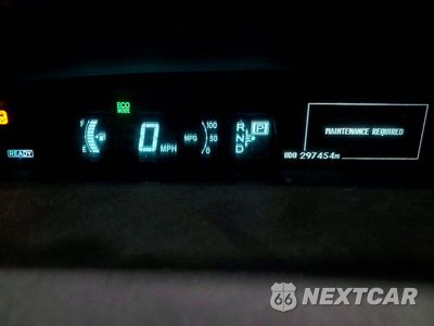 Zdjęcie 9 z 13 samochodu: 2013 TOYOTA PRIUS TWO VIN:JTDKN3DUXD1716381 - miniatura