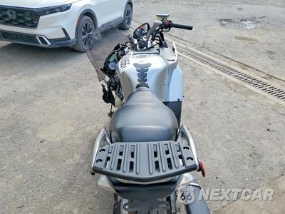 Zdjęcie 6 z 9 samochodu: 2011 KAWASAKI ZG1400 C VIN:JKBZGNC16BA007977 - miniatura