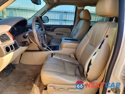 Zdjęcie 7 z 13 samochodu: 2010 GMC YUKON SLT VIN:1GKUCCE06AR237337 - miniatura