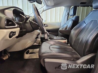 Zdjęcie 7 z 13 samochodu: 2022 CHRYSLER PACIFICA TOURING L VIN:2C4RC1BG6NR168656 - miniatura