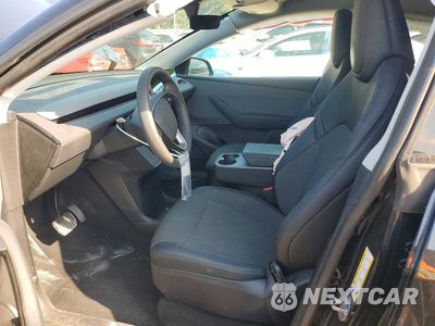 Zdjęcie 7 z 13 samochodu: 2026 TESLA MODEL Y VIN:7SAYGDEE0TA641486 - miniatura