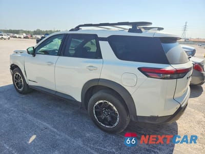 Drugie zdjęcie samochodu z przodu: 2023 NISSAN PATHFINDER SV VIN:5N1DR3BD5PC258107 - miniatura