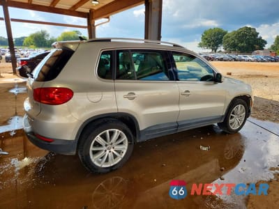 Trzecie zdjęcie samochodu z tyłu: 2013 VOLKSWAGEN TIGUAN S VIN:WVGAV3AX2DW609219 - miniatura