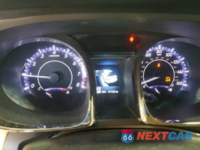Zdjęcie 9 z 12 samochodu: 2014 TOYOTA AVALON XLE VIN:4T1BK1EB5EU086095 - miniatura