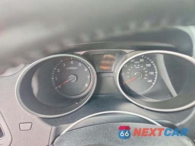 Zdjęcie 9 z 12 samochodu: 2014 HYUNDAI TUCSON LIMITED VIN:KM8JU3AG9EU850291 - miniatura