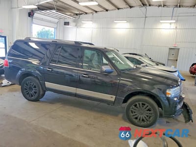 Czwarte zdjęcie samochodu z boku: 2011 LINCOLN NAVIGATOR L VIN:5LMJJ3J55BEJ00851 - miniatura