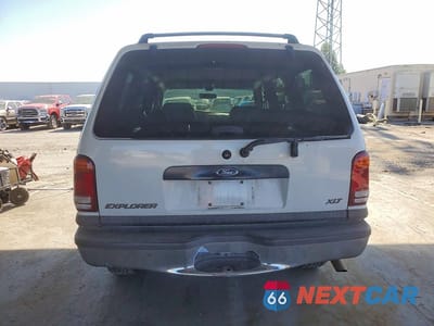 Zdjęcie 6 z 13 samochodu: 2000 FORD EXPLORER XLT VIN:1FMZU73E1YZC43038 - miniatura