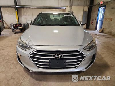 Piąte zdjęcie samochodu w środku: 2018 HYUNDAI ELANTRA SEL VIN:KMHD84LF0JU504071 - miniatura