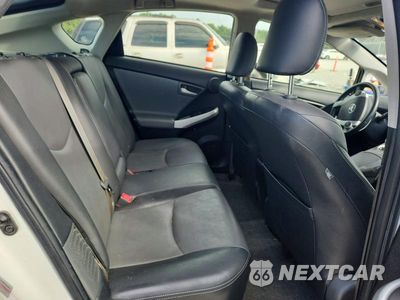 Zdjęcie 10 z 12 samochodu: 2015 TOYOTA PRIUS FOUR VIN:JTDKN3DU2F1889914 - miniatura