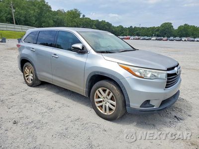 Czwarte zdjęcie samochodu z boku: 2015 TOYOTA HIGHLANDER LE VIN:5TDZARFH6FS016246 - miniatura