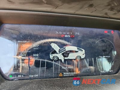Zdjęcie 9 z 13 samochodu: 2015 TESLA MODEL S P85D VIN:5YJSA1H49FF098040 - miniatura