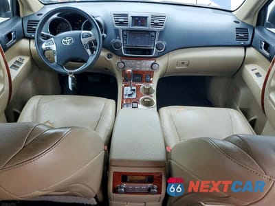 Zdjęcie 8 z 13 samochodu: 2013 TOYOTA HIGHLANDER LIMITED VIN:5TDDK3EH9DS199287 - miniatura
