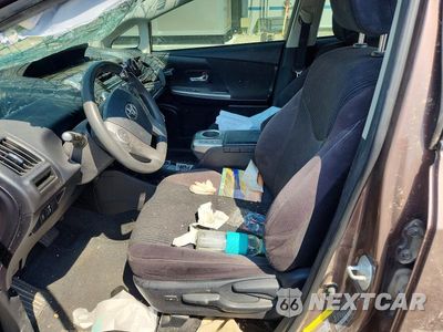Zdjęcie 7 z 12 samochodu: 2015 TOYOTA PRIUS V THREE VIN:JTDZN3EU1FJ016877 - miniatura