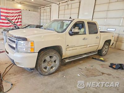 2011 CHEVROLET SILVERADO K1500 LTZ 3GCPKTE37BG398139 - główne zdjęcie licytacji z USA - miniatura