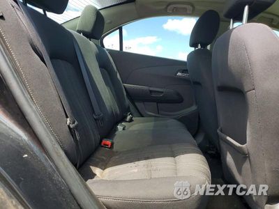 Zdjęcie 10 z 12 samochodu: 2014 CHEVROLET SONIC LT VIN:1G1JC5SH1E4188600 - miniatura