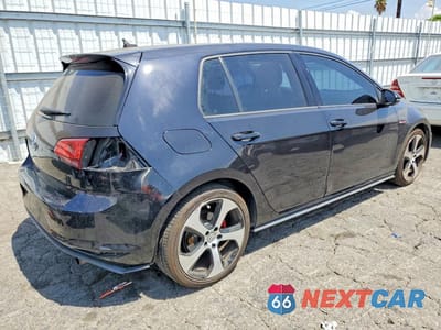 Trzecie zdjęcie samochodu z tyłu: 2016 VOLKSWAGEN GTI S/SE VIN:3VW4T7AU1GM003805 - miniatura