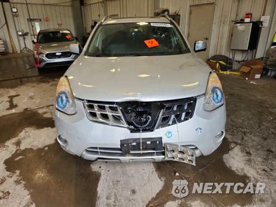 Piąte zdjęcie samochodu w środku: 2012 NISSAN ROGUE S VIN:JN8AS5MV8CW366487 - miniatura