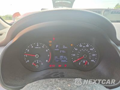 Zdjęcie 9 z 12 samochodu: 2018 KIA RIO S VIN:3KPA24AB7JE136110 - miniatura
