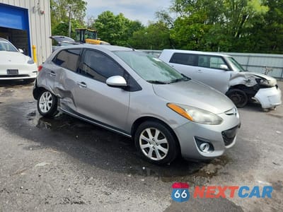 Czwarte zdjęcie samochodu z boku: 2011 MAZDA MAZDA2 VIN:JM1DE1HY5B0102237 - miniatura