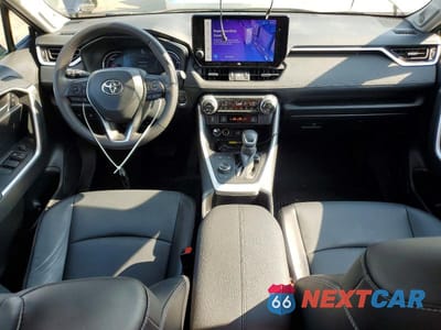 Zdjęcie 8 z 13 samochodu: 2024 TOYOTA RAV4 XLE PREMIUM VIN:2T3B6RFV0RW051277 - miniatura