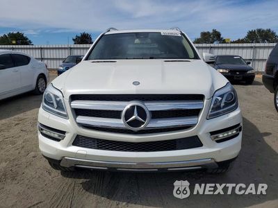 Piąte zdjęcie samochodu w środku: 2016 MERCEDES-BENZ GL 450 4MATIC VIN:4JGDF6EE2GA647071 - miniatura