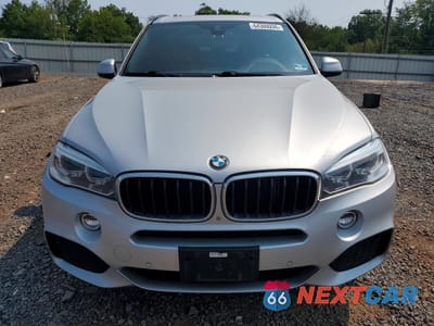 Piąte zdjęcie samochodu w środku: 2018 BMW X5 XDRIVE35I VIN:5UXKR0C53J0Y02497 - miniatura