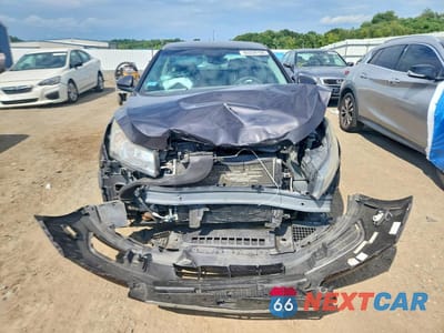 Piąte zdjęcie samochodu w środku: 2014 CHEVROLET CRUZE LT VIN:1G1PC5SB7E7234452 - miniatura