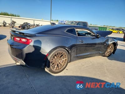 Trzecie zdjęcie samochodu z tyłu: 2018 CHEVROLET CAMARO SS VIN:1G1FF1R71J0116378 - miniatura