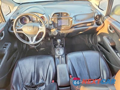 Zdjęcie 8 z 12 samochodu: 2011 HONDA FIT SPORT VIN:JHMGE8H54BC002140 - miniatura