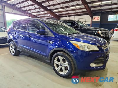 Czwarte zdjęcie samochodu z boku: 2015 FORD ESCAPE SE VIN:1FMCU9GX4FUC58706 - miniatura
